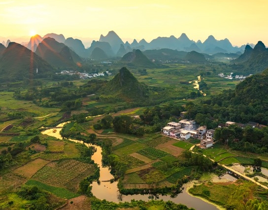 酒吧订台多少钱