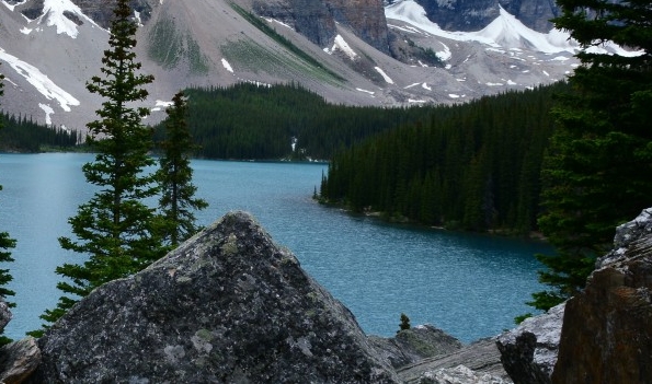 有钱就过有钱的生活没钱