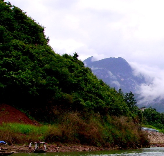 云南曲靖简介和生活