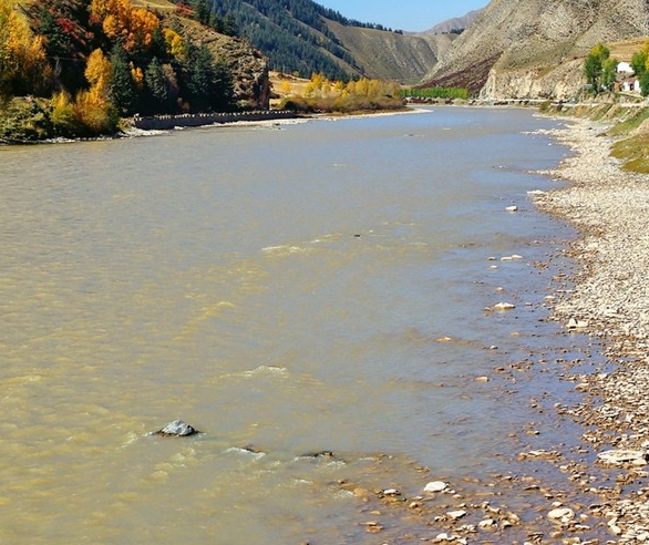 铜川亿百多生活
