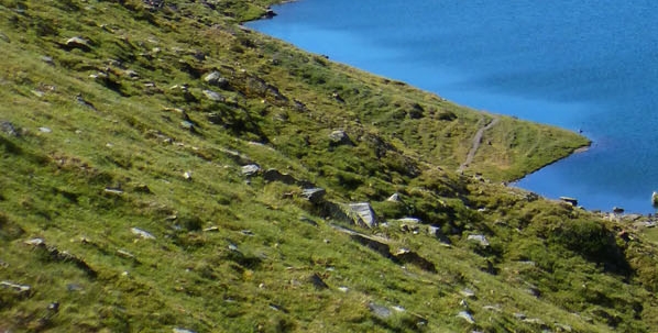 怎样用散粉刷不废粉