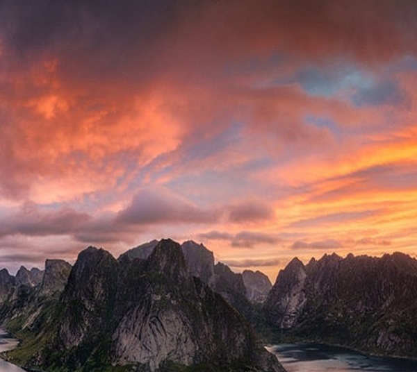 粉象生活专车视频