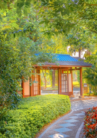 粉象生活靠什么盈利