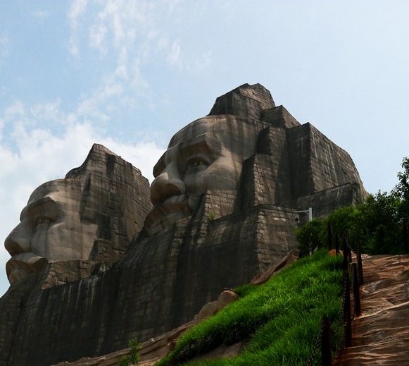 粉象生活最低要多少钱